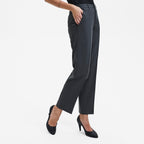 Dark Grey [125]