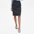 Dark Grey [125]